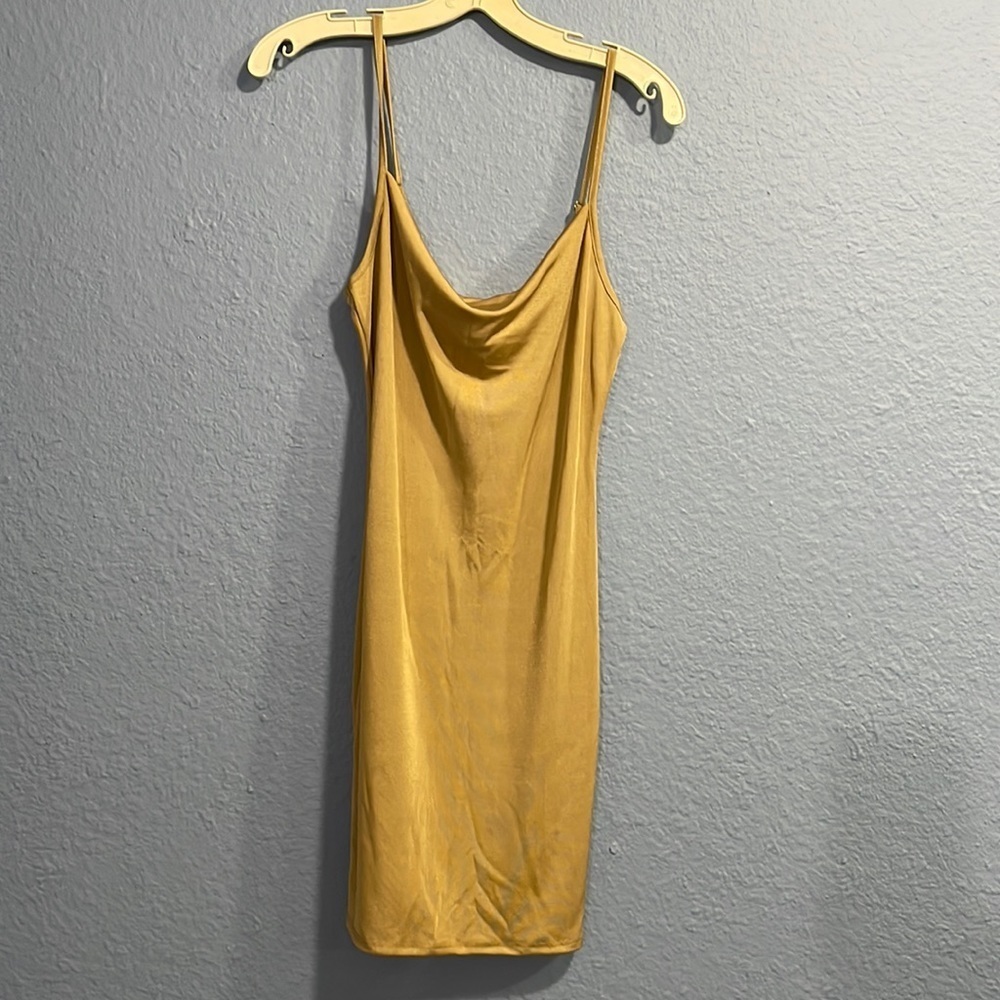 019: FOREVER 21 slinky form-fitting mini dress in cappuccino in women’s  Small - Picture 8 of 15
